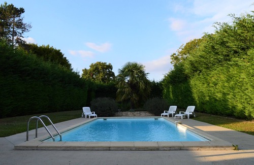 Savigne Cottage | Gite avec piscine privée à savigné