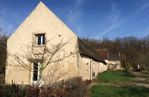 Montreuil-en-Touraine Maison | Gîte avec piscine en pleine campagne. Animaux acceptés !