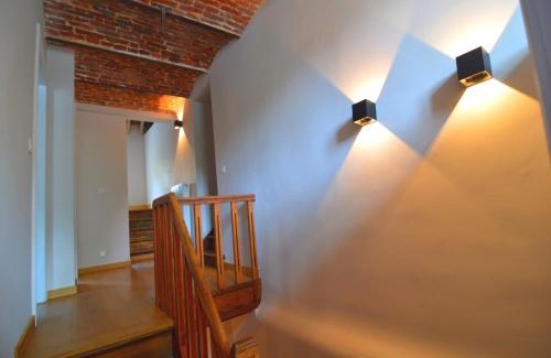 Haut-Bois Maison | Gite with swimming pool situated in wonderful castle grounds in Gesves