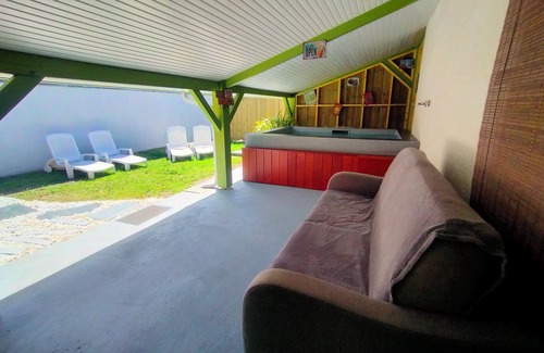 Brach Cottage | Gite avec piscine et espace bien-être partagés entre Bordeaux et Lacanau océan