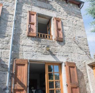 Fau-de-Peyre Maison | Gites de france 4 personnes au fau de peyre