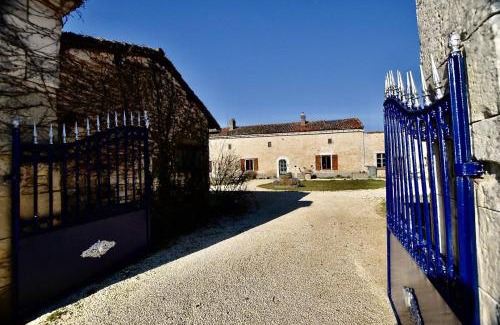 Vanzay Maison | Gites de Vanzay