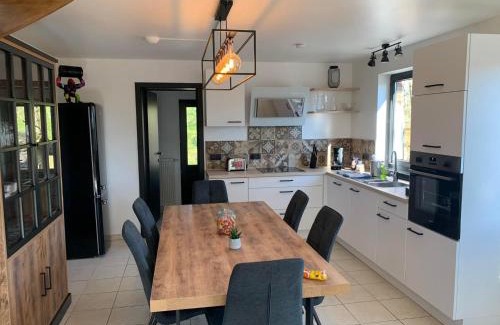 Houyet Maison | Gites douillets à l’orée des bois.