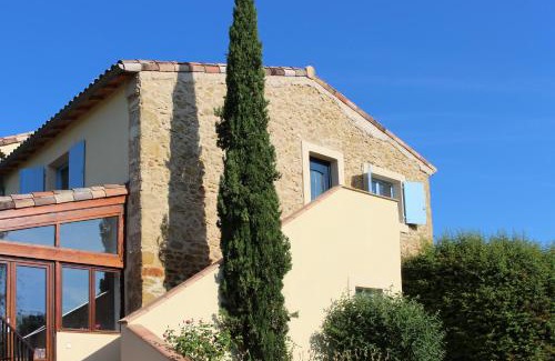 Sainte-Foi Maison | Gites et Roulottes au Domaine de la Trille