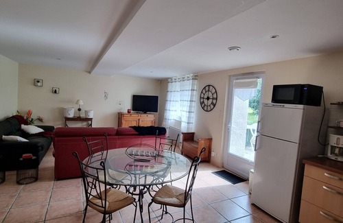Archigny Maison | Gites "Merlinite"