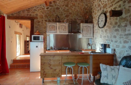 Saint-Hilaire-Bonneval Maison | Gites Sthilbon - Le Menudet. 2 Pièces de 40 m2 Terrasse et vue sur la Campagne