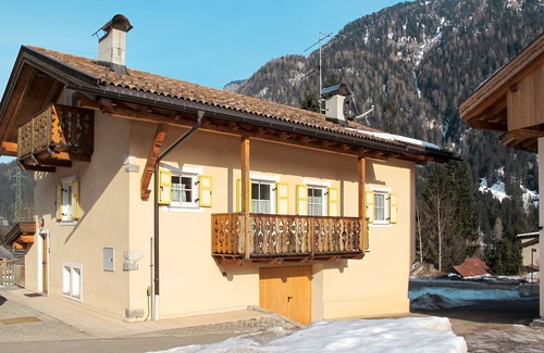 Pera Appartement | Giuditta by Interhome