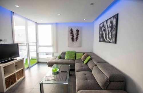Lykabittos Appartement | Glabur Stays - The Amazing 1-Bedroom, City Center