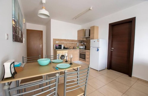 Lykabittos Appartement | Glabur Stays - The Master Atelier - Nicosia City