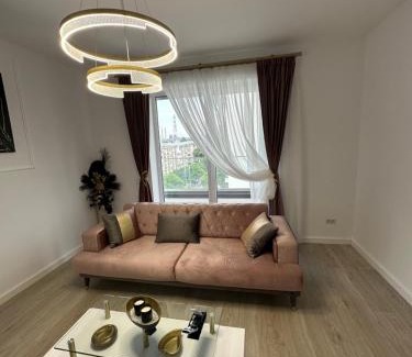 Craiova Appartement | GlamArt Apartment