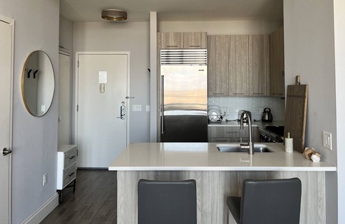 Sheepshead Bay Appartement | Glamorous & Contemporary Oasis Apt in Brooklyn NY!