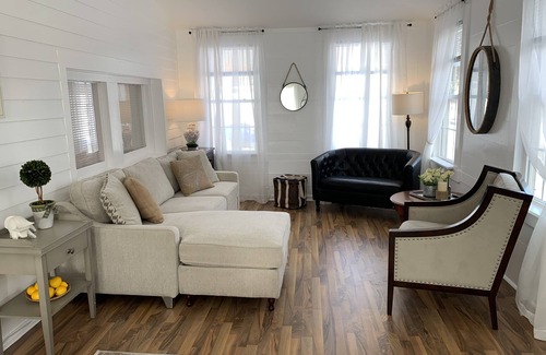 North Sebago Cottage | Glamour chalet-glamping au lac Sebago