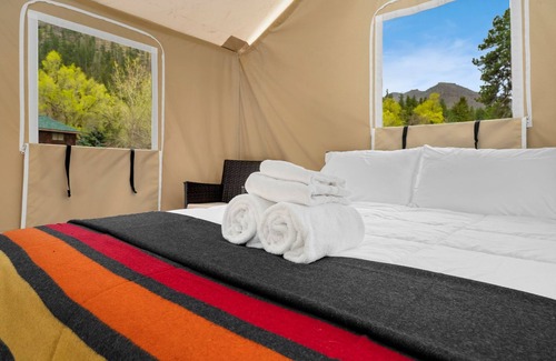 Poudre Park Maison | Glamp 13- Blue Columbine