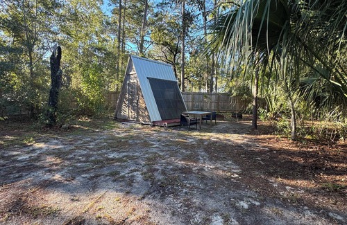 Brookridge Cabine | Glamping at the Olive Grove