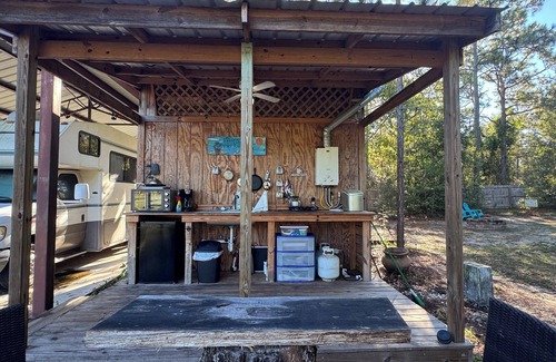 Brookridge Cabine | Glamping at the Olive Grove