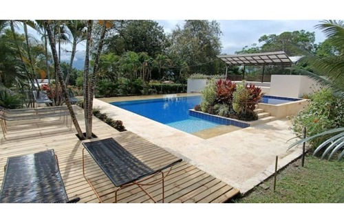 Sopetran Location De VR | glamping bali indo a lovely place with pool