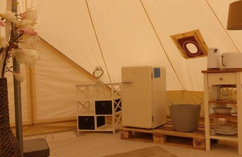 Kassow Location De VR | Glamping between the Baltic Sea and the Lake District