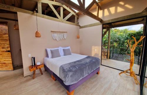 La Mesa Autre | Glamping Entrearboles - Bellavista