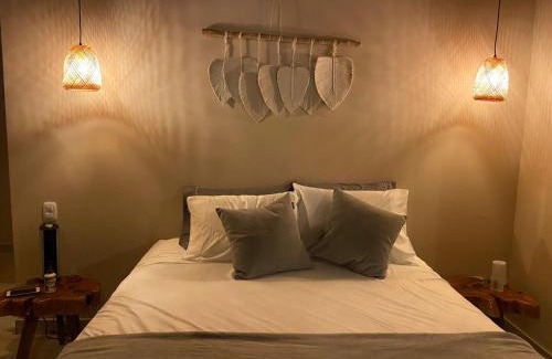 La Mesa Autre | Glamping Entrearboles - Bellavista