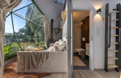 Smichov Autre | Glamping Escape Prague with Hot Tub and Vysehrad Castle View