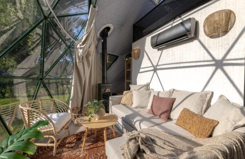 Smichov Autre | Glamping Escape Prague with Hot Tub and Vysehrad Castle View