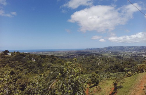 Casey Abajo Maison | Glamping in Añasco