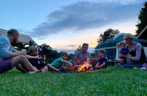 Cromer Location De VR | Glamping luxury Four Person Mongolian yurt - Binham Blue