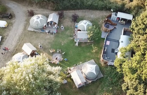 Cromer Location De VR | Glamping luxury Four Person Mongolian yurt - Binham Blue