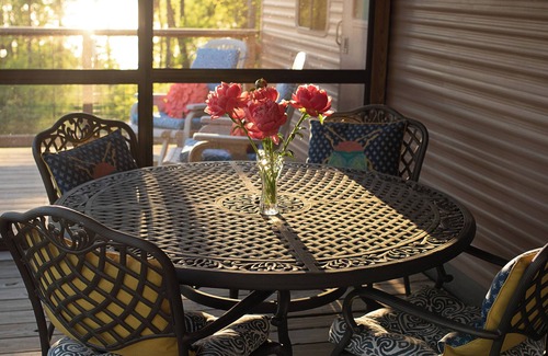 Conesus Maison | Glamping RV Overlooking Conesus Lake Finger Lakes Region Fire Pit A/C and Pool