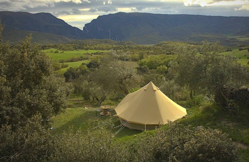 Tremp Location De VR | Glamping tent in nature, Congost de Montrebei
