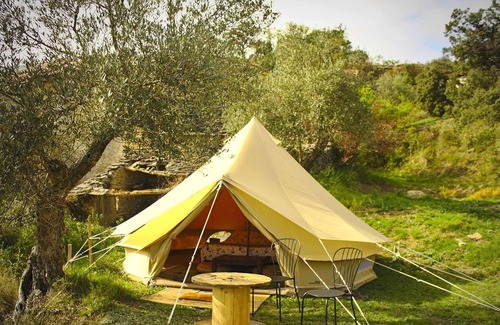 Tremp Location De VR | Glamping tent in nature, Congost de Montrebei