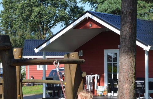 Reutum Maison | Glamping tent with sanitary facilities at a holiday park in the heart of Twente