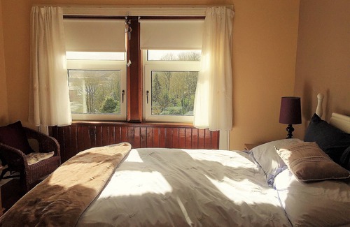 Barrhead Maison | Glasgow Emo