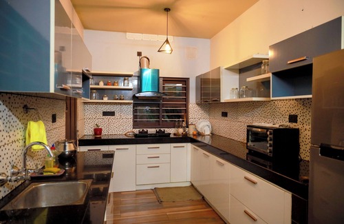 Varkala Maison | Glass Vila 2BR 2BA Varkala Cliff