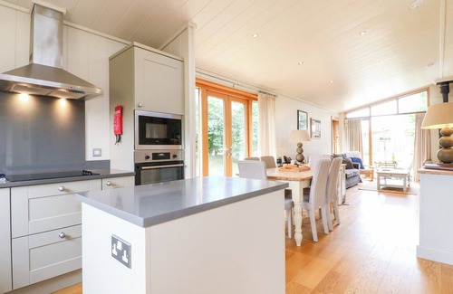 Barnsdale Cottage | GLASTON, animaux de compagnie, avec feu ouvert à Exton, Rutland, Ref 981550
