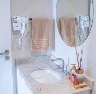 Gleba Fazenda Palhano Appartement | Gleba novissímo, andar alto com ar e 200m-Aurora