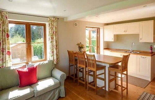 Coed-Y-Paen Cottage | Glebe Farm Cottage, LLANDEGVETH