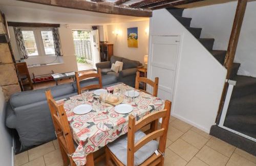 Bourton Maison | Gleed Cottage