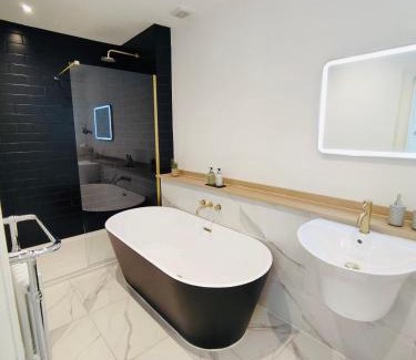 Eskbank Maison | Glenarch House