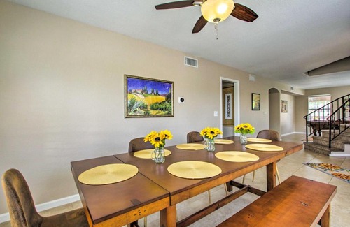 Arrowhead Ranch Maison | Glendale Home on Golf Course Backyard Oasis