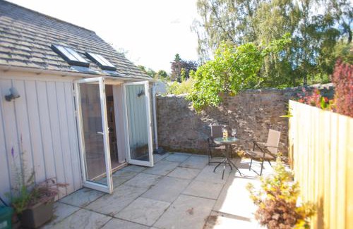 Ballater Maison | Glenernan Self Catering Cottages
