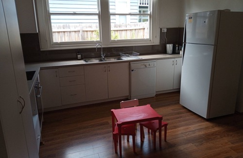 Moonee Ponds Maison | Glengrove @ Moonee Ponds, sleeps 6, big garden
