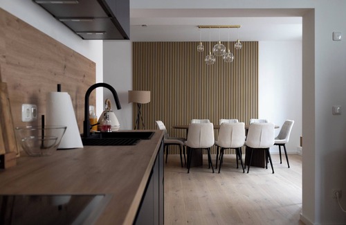 Neuschwabing Appartement | ღLiboria | Elegance at Josephsplatz