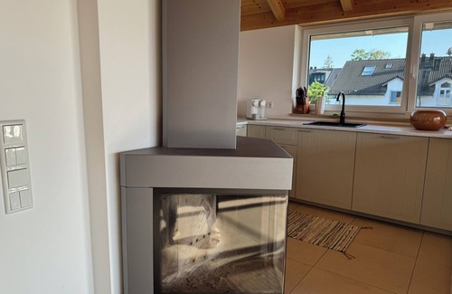 Worthsee Appartement | ღLIBORIA Idyllic roof terrace apartment with a view of Lake Wörth