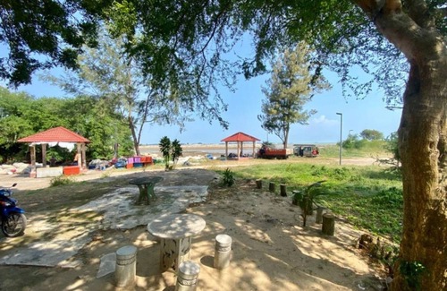 Tanjung Kling Chalet De Ski | Global Star Chalet