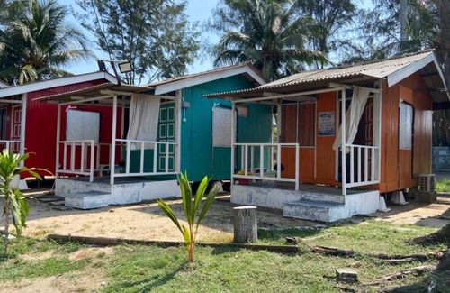 Tanjung Kling Chalet De Ski | Global Star Chalet