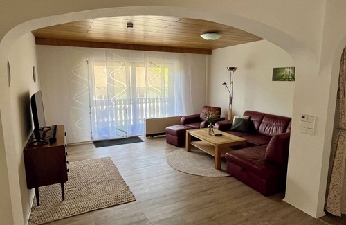 Hinterweidenthal Appartement | Glockenhornquelle vacation home - right on the edge of the forest