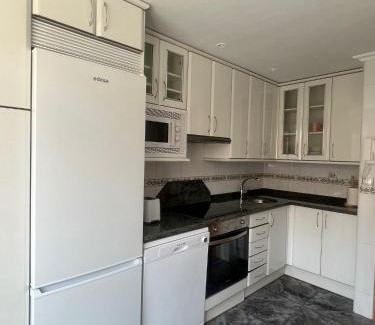 Burgos Appartement | Glorieta del Peregrino en Burgos