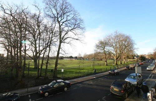 Parsons Green and Walham Appartement | Glorious view over the park