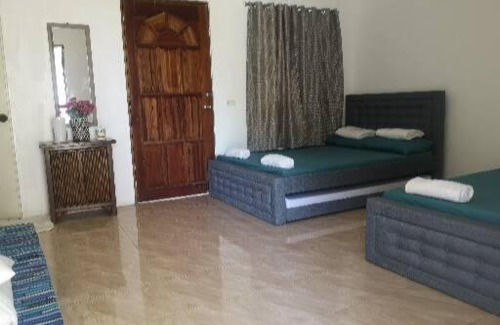 Calatagan Maison | Glory's Garden